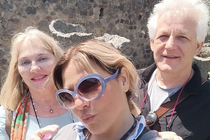 Herculaneum walking tour with a professional Guide
