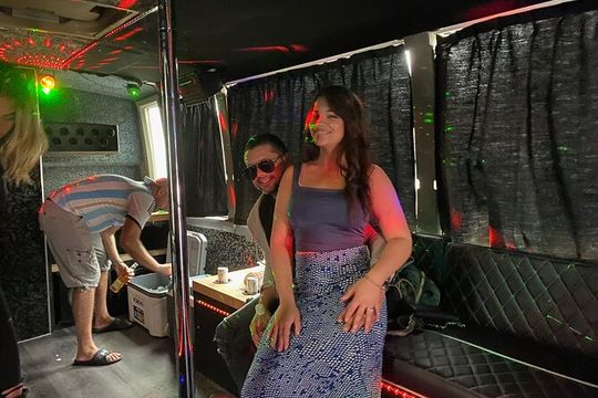 Miami Party Bus Tour: Wynwood, Brickell & Little Havana
