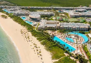 Cancun Airport and Moon Palace Private One way Transfer