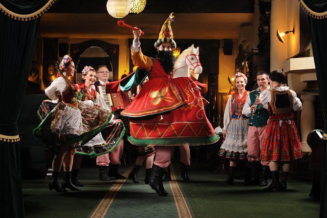 Polish Folk Show with 3 course dinner in Krakow legendary restaurant