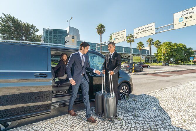 Lisbon Airport Private Transfer – Unlimited Waiting Included