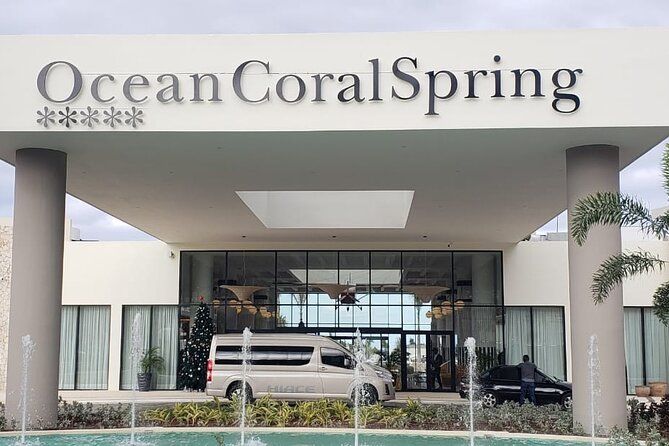 Montego Bay Airport to Ocean Coral Spring Private Transfers