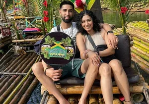 Bamboo rafting with limestone foot massage.