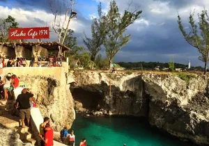 Negril Ricks cruise PLUS Booby Cay Lobster & Cave Snorkeling
