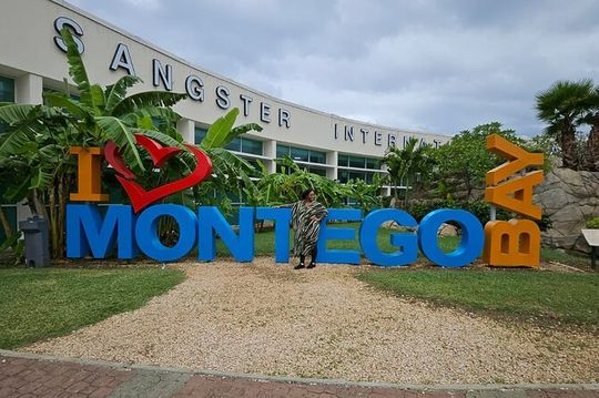 Private Transfer From Montego Bay Airport to Hotels in MontegoBay