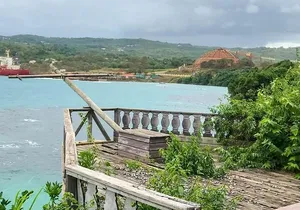 Dunns River & BlueHole Tour Includes Entry Fees