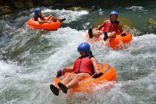 Montego Bay to Green Grotto Cave and River Tubing: Shared Tour