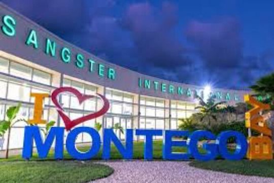Private Airport Transfers to/from Hotels in Montego Bay