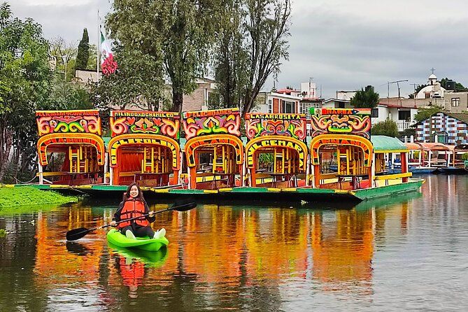 Xochimilco canals private tour with kayaks + boat