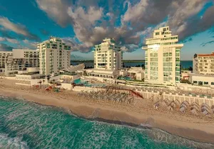 Private Shuttle in Cancun Airport and Óleo Playa