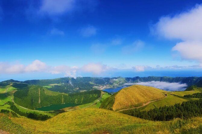 Western and Central Volcanoes on Jeep: Sete Cidades & Fogo Lakes
