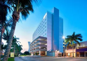 Cancun Airport and Aloft Cancún Private Shuttle