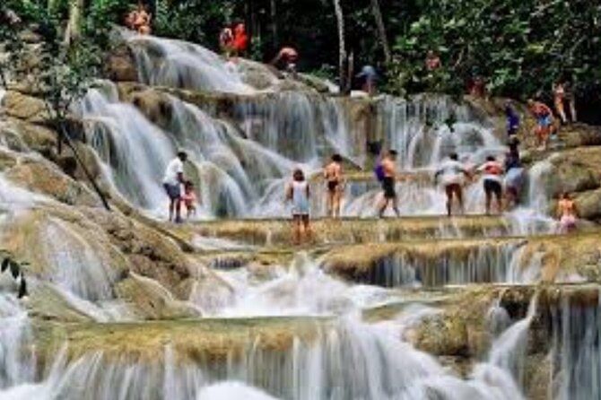 Dunn’s River Falls Tour from Montego Bay/ Falmouth/ Palladium