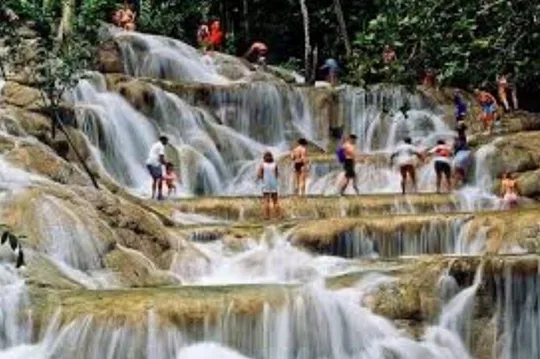 Dunn’s River Falls Tour from Montego Bay/ Falmouth/ Palladium
