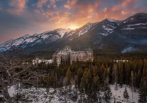 Unforgettable Banff Tour - Breakfast included, Gondola and more