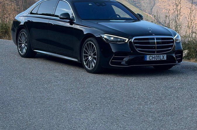 Lisbon to Porto with Iconic Parages