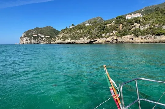 Sailboat in Arrábida, Setúbal