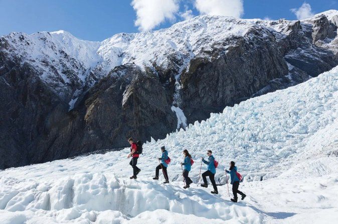 5 Day South Island Circut: Trains, Glaciers and Milford Sound from Christchurch