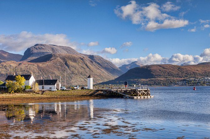 Glasgow: Eilean Donan, Loch Ness & Glenfinnan - 2 Day Tour