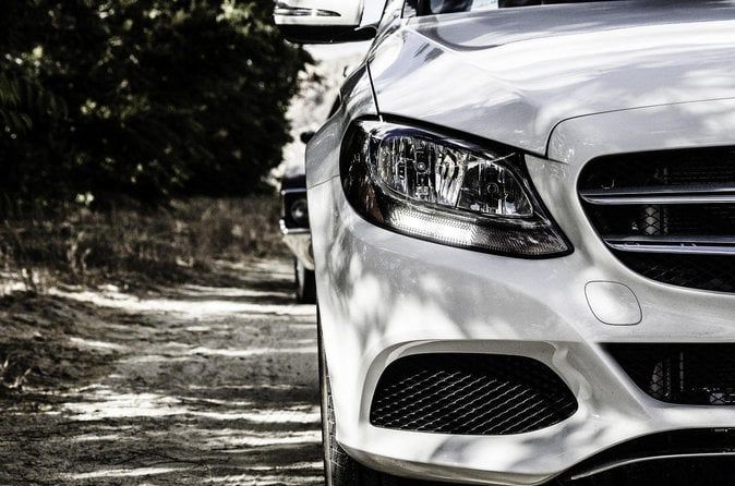 Vienna → Budapest - 2h of Sightseeing - Comfortable Premium Car Private Transfer