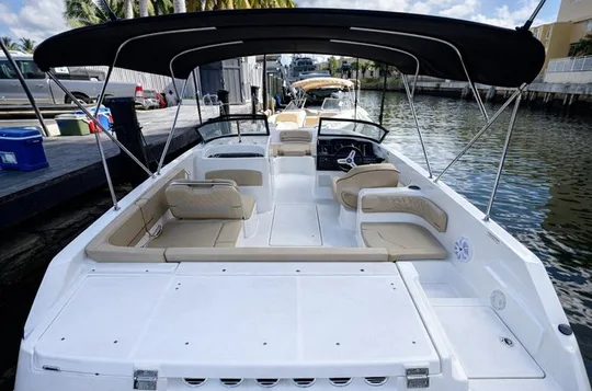 All Inclusive Miami Private Boat Tour with USCG-Licensed Captain