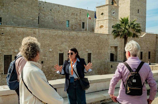 Private walking tour in Trani