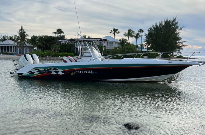 Donzi Luxury Powerboat