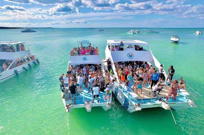 #1 Hip Hop Party Boat with Unlimited Drinks & Sandbar (Adults Only)