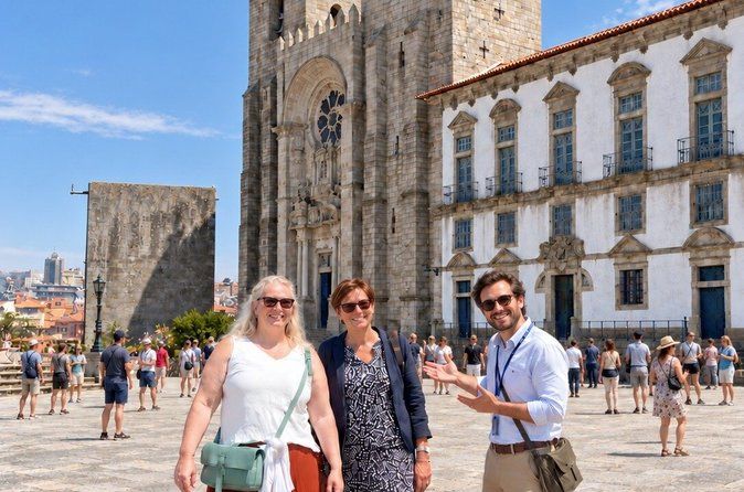 Private Porto City Half Day Tour with River Cruise & Wine Tasting