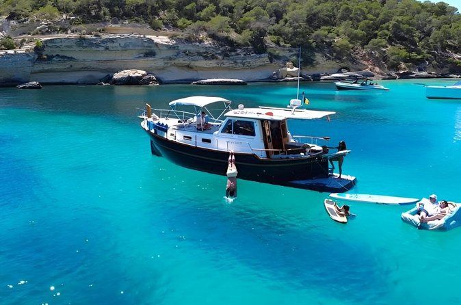PRIVATE Luxury Boat I Palma Mallorca I 4 hours I SUP & Snorkel