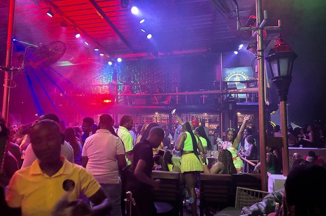 Clubbing in Montego Bay nightlife roundtrip from hotels to 27/27
