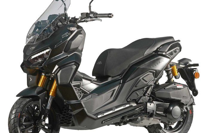 Scooter Rental 300cc