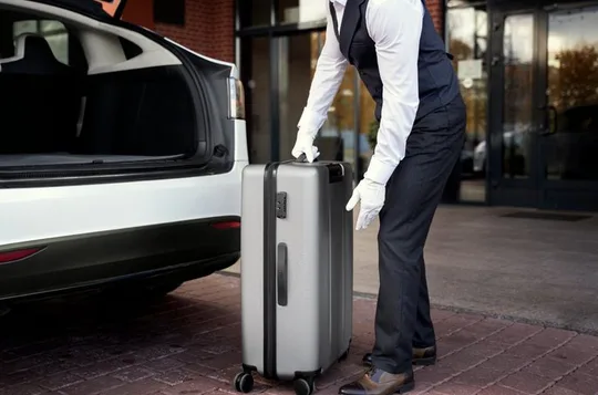 Private Airport Transfer: Sydney Airport (SYD) → Sydney Hotel
