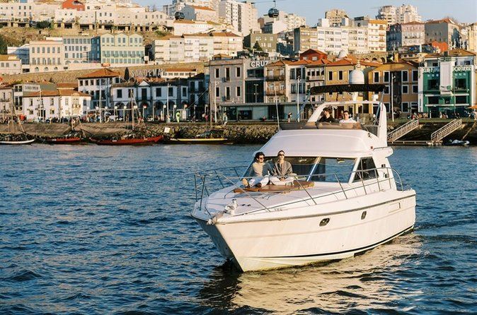 Private Cruise on Luxury Yacht in Porto
