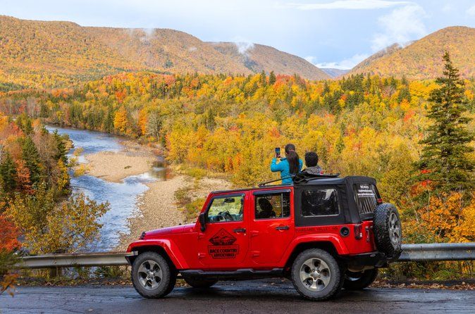 Cape Breton: Fall Colours Scenic Tour | Private