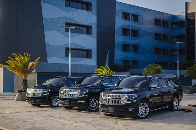 Private Round-Trip Airport Transfer in Aruba