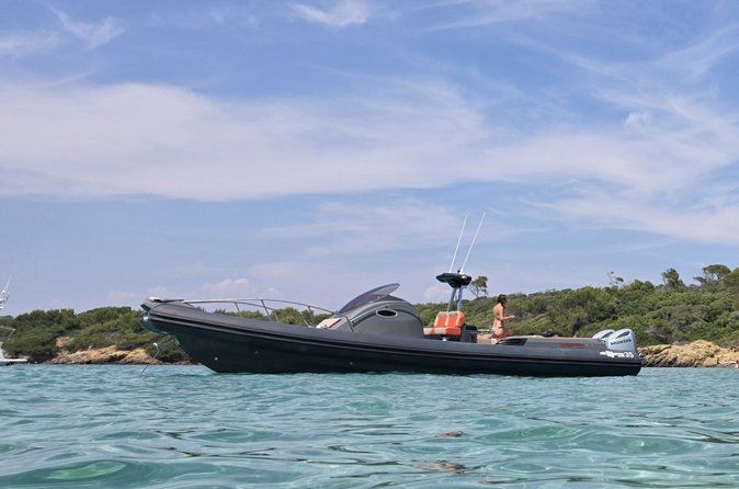 Premium private excursion Porquerolles – boat 11m