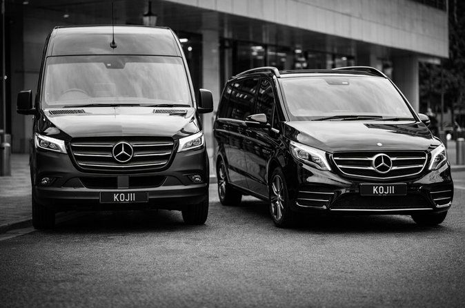 Melbourne CBD/City to MEL Airport Private Transfer 4 or more