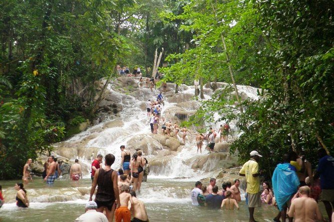 [PRIVATE]Dunn's River & Martha Brae Rafting - Entrance & Lunch