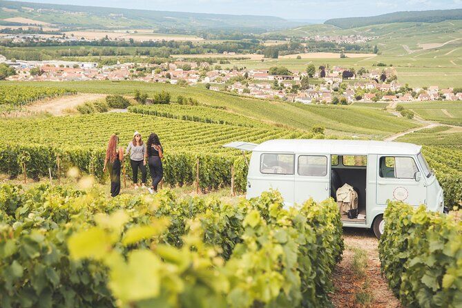 Full Day Tour in Champagne in a Vintage car from Epernay