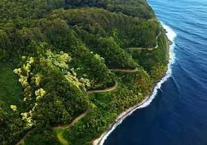 One Day Heavenly Hana Tour: Island Hopping from Oahu to Maui