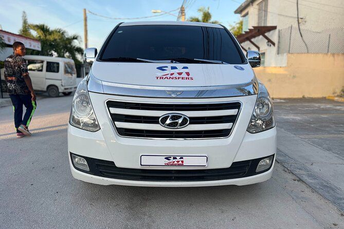 Punta Cana: Airport (PUJ) Shuttle To Hotel Round Trip