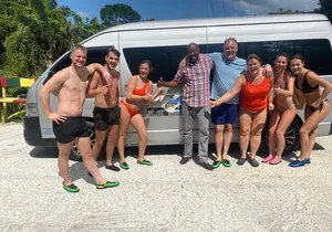 Dunn's River Falls and Ocho Rios Sightseeing with Shopping