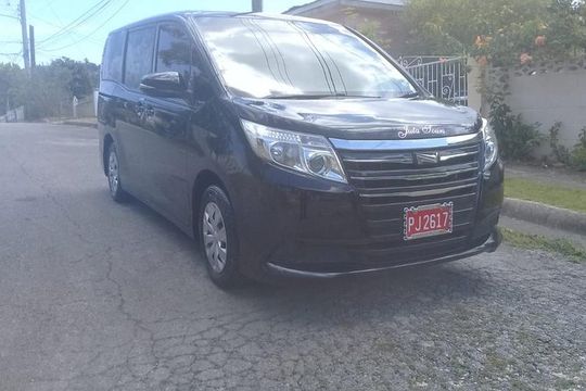 Montego Bay Airport To Jewel Dunn's River Private Transfer