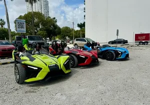 3 Hours Polaris Slingshot Rental in Miami