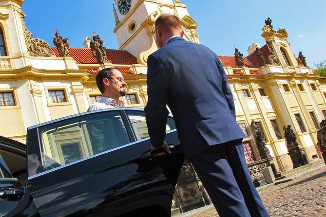 Regensburg to Prague Private Transfer