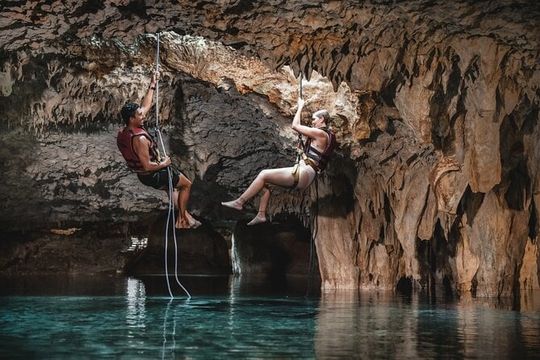 Private Jungle Adventure tour: Zipline + Rappel + Cenote