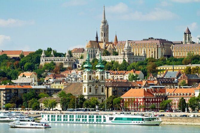 Full-Day Private Trip from Vienna to Budapest