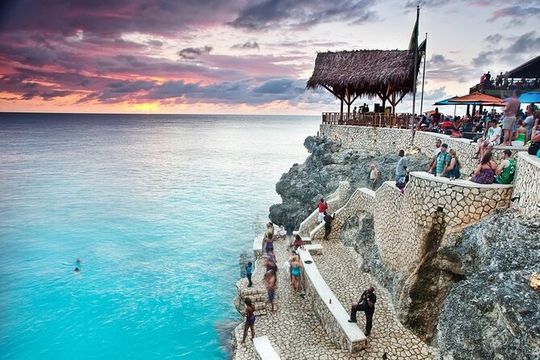 Private Montego Bay Tour to Negril & Ricks Café