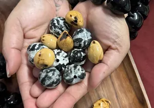 Make a Kukui Nut Bracelet on Maui